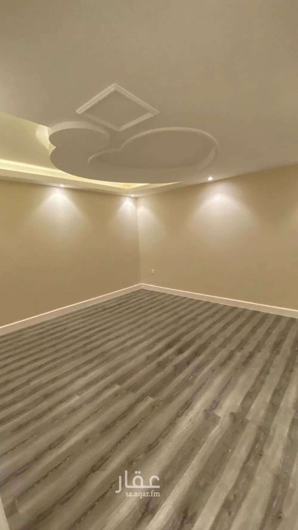 5 bedroom apartment in Dhahrat Laban, Riyadh 9