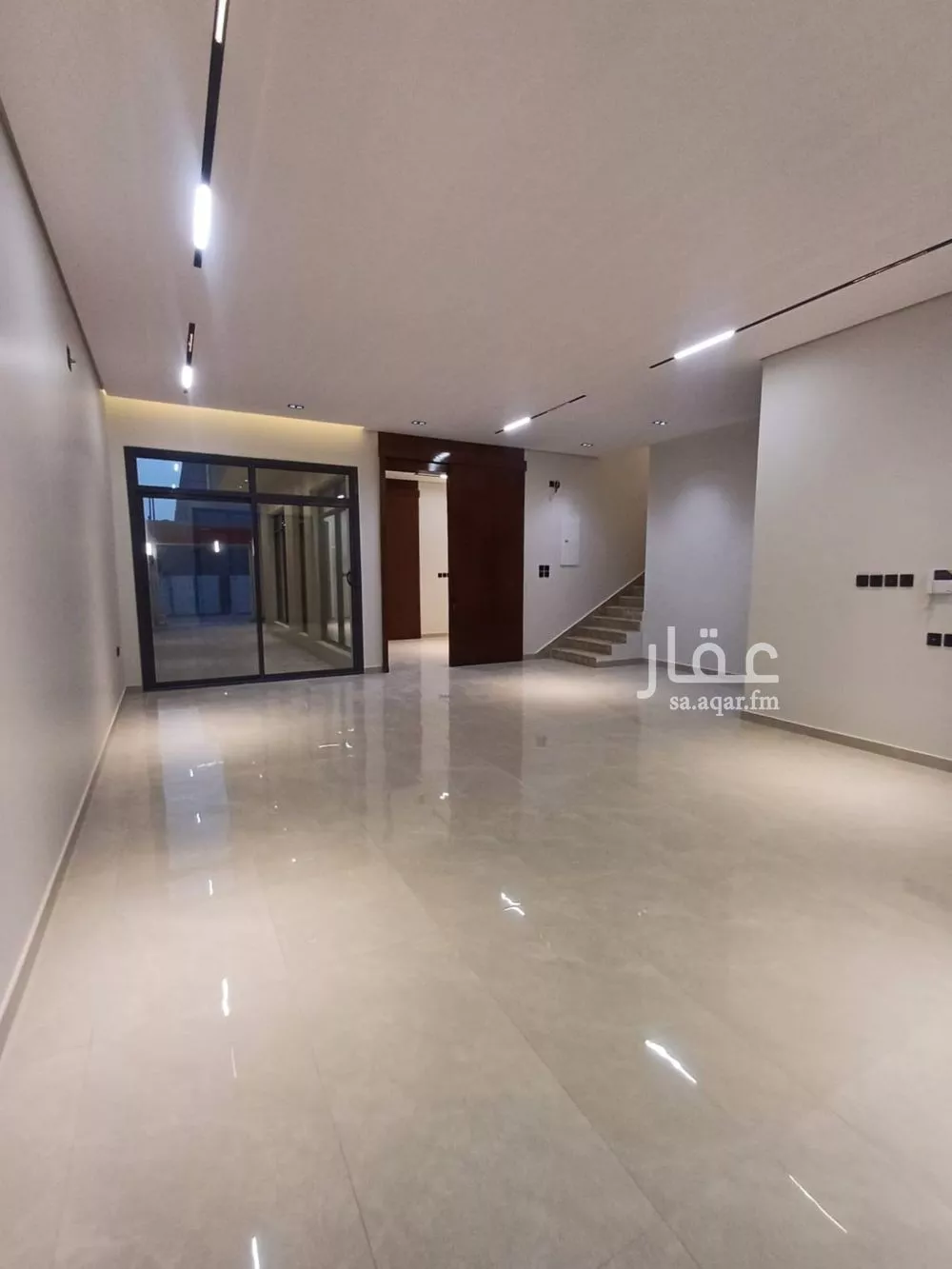 فيلا 5 غرف في الرمال 12