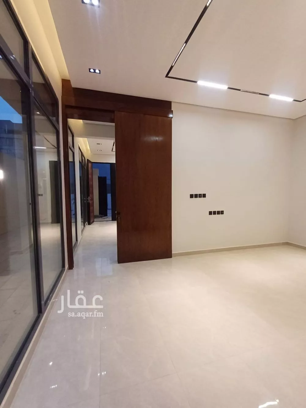 فيلا 5 غرف في الرمال 15