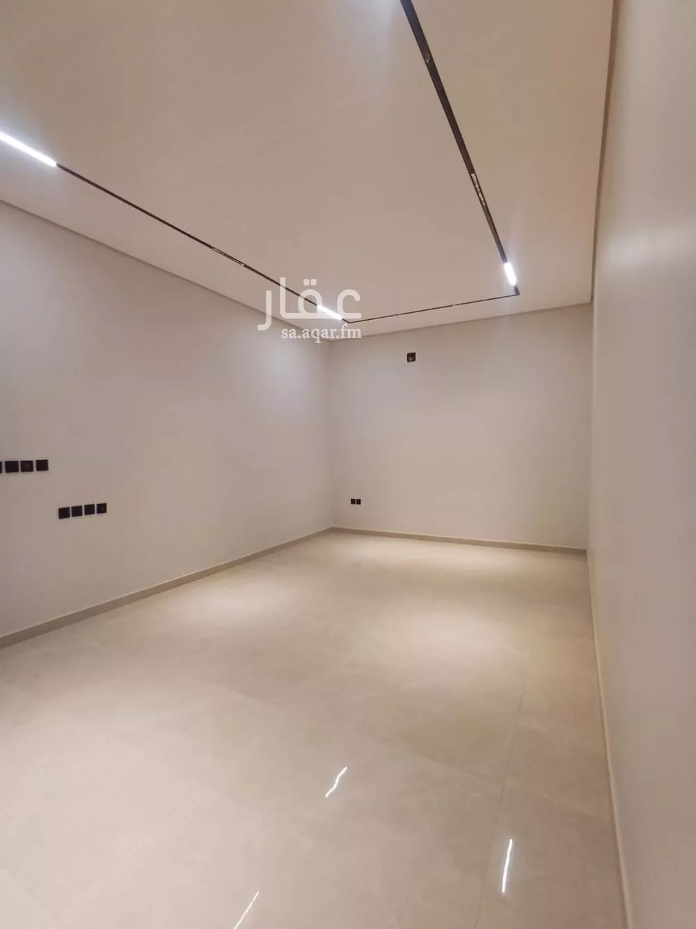 فيلا 5 غرف في الرمال 7