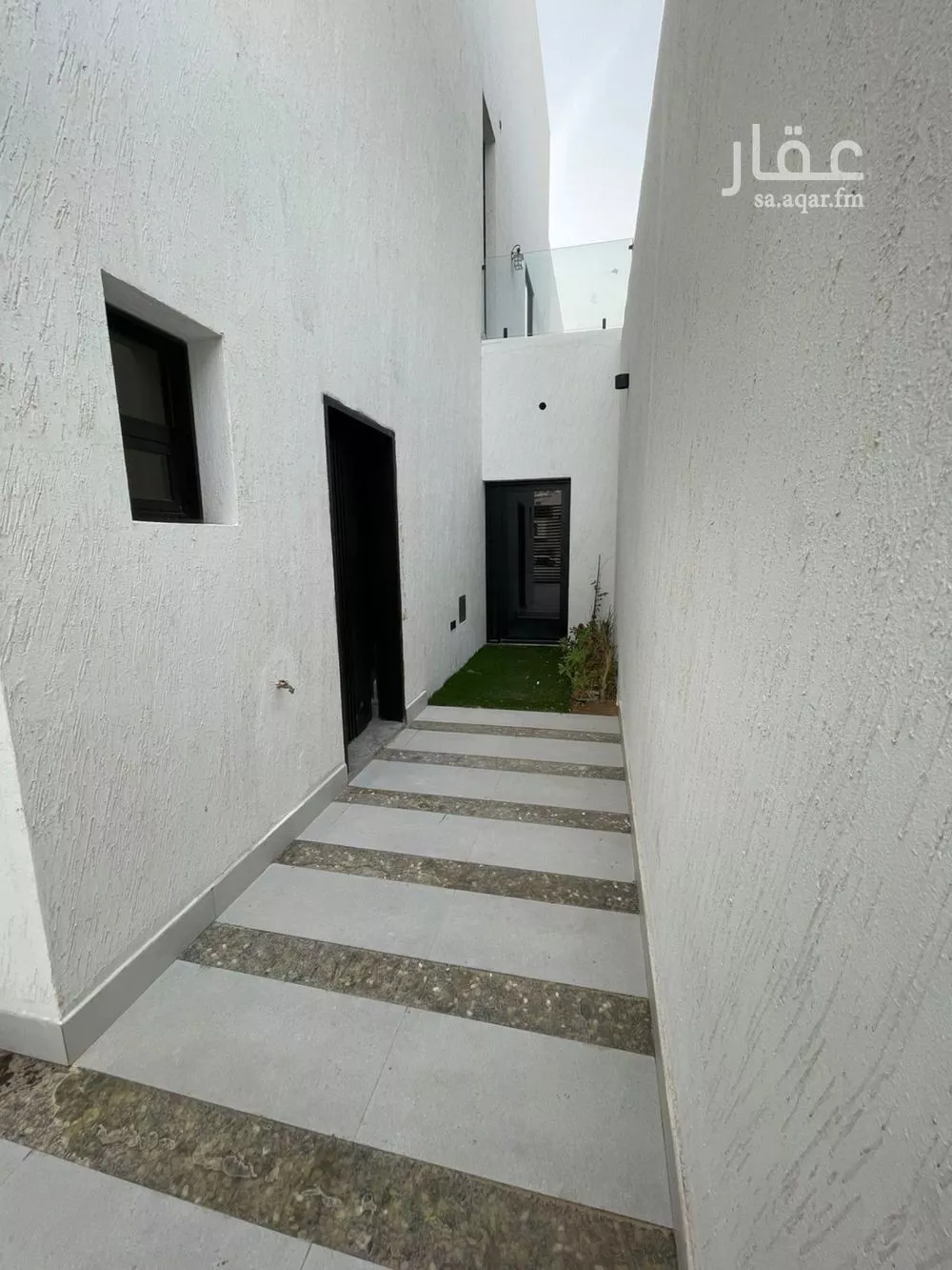 2 bedroom floor in Al Qairawan 12