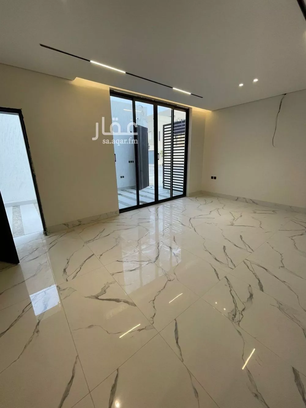2 bedroom floor in Al Qairawan 15