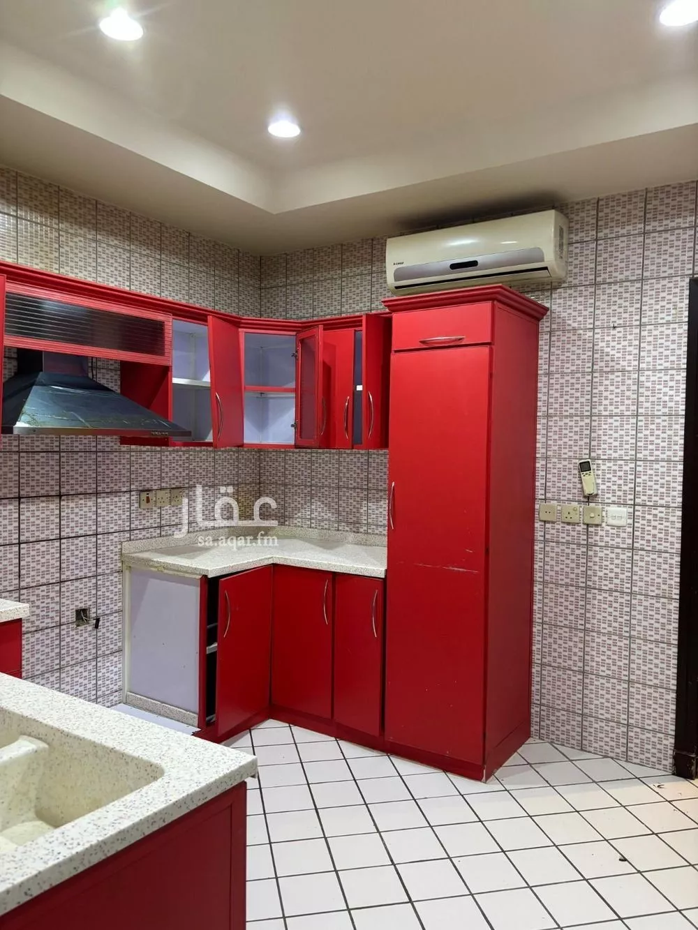 شقة 5 غرف في النخيل 14