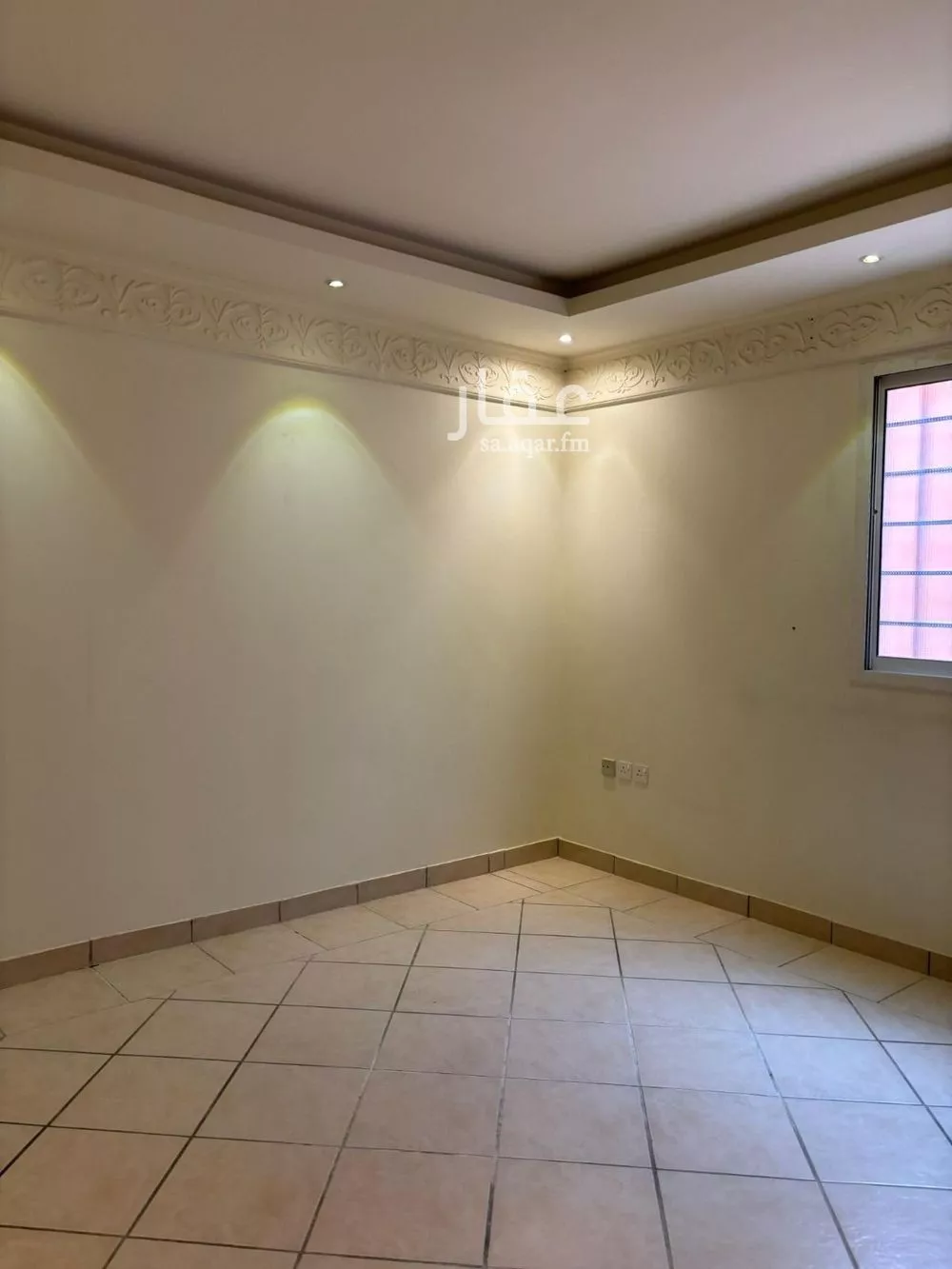 شقة 5 غرف في النخيل 15