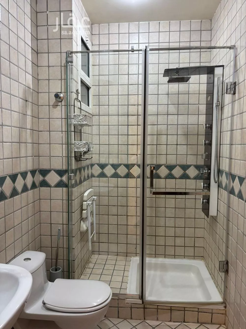 شقة 5 غرف في النخيل 16