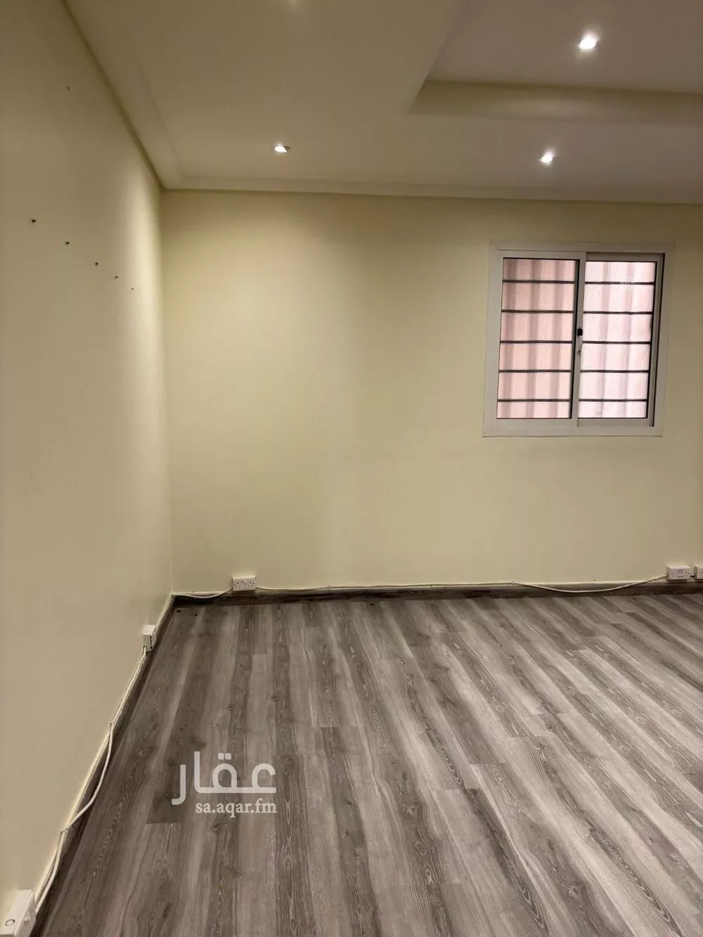 شقة 5 غرف في النخيل 5