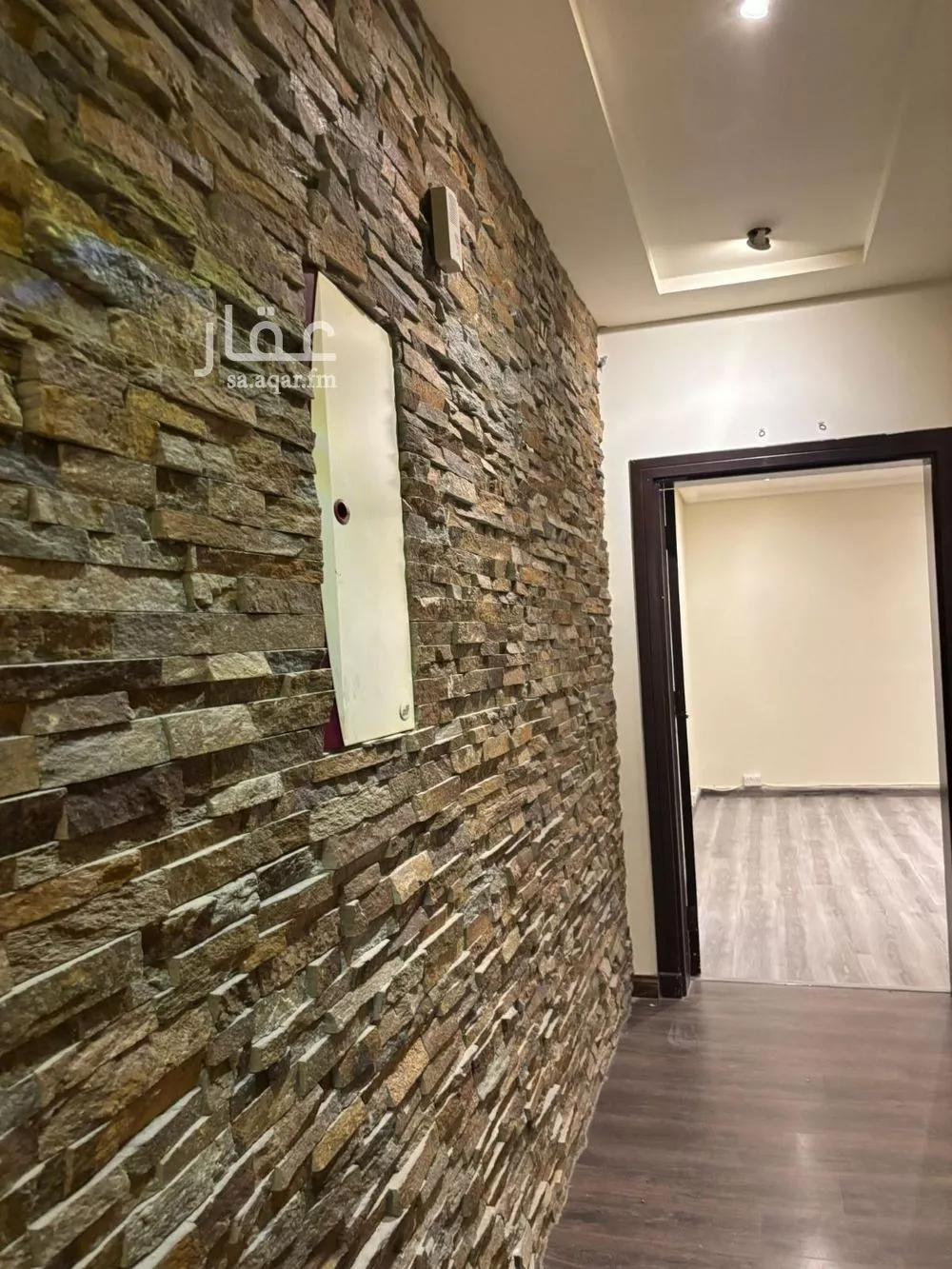 شقة 5 غرف في النخيل 7