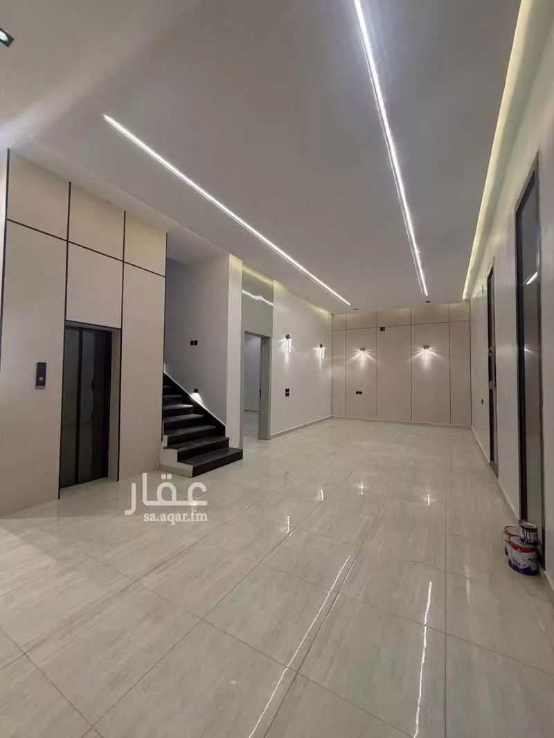 10 bedroom apartment in Ash Sharq 5