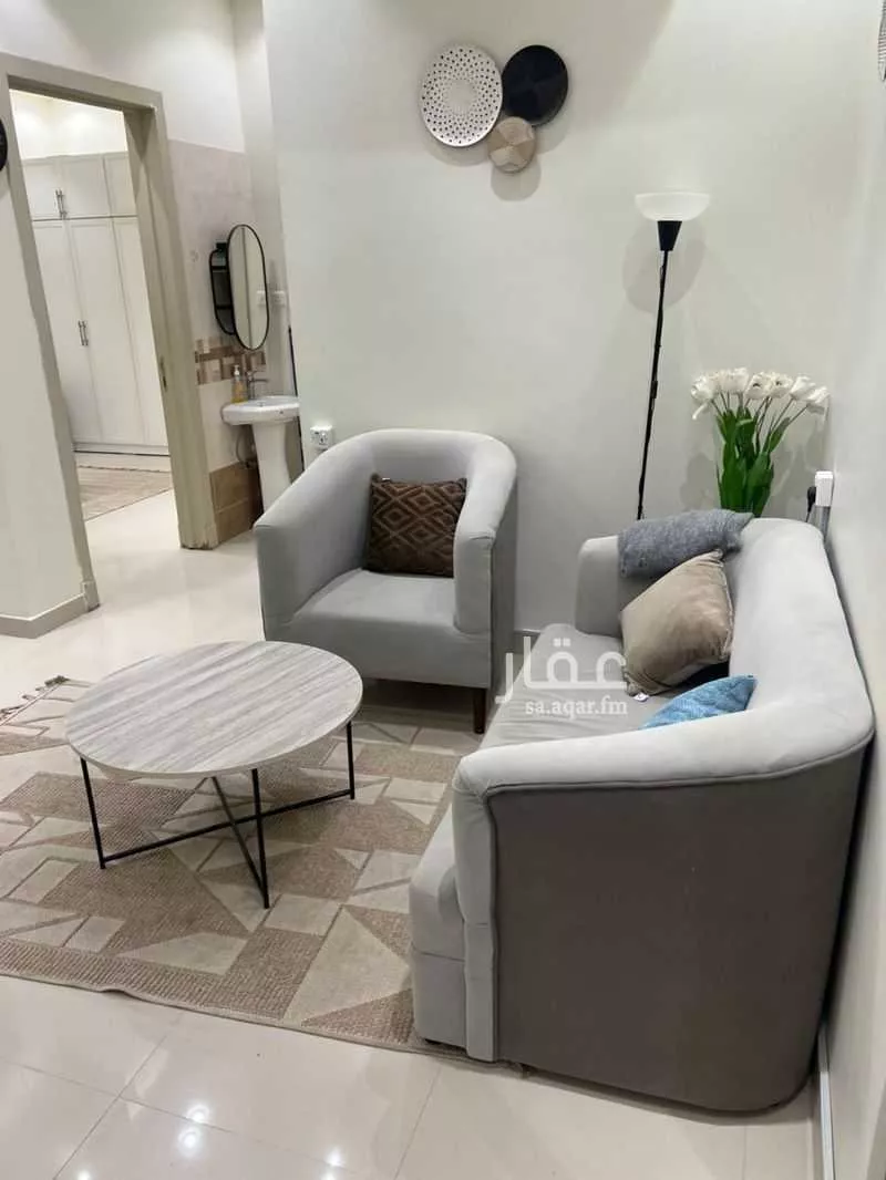 شقة 2 غرف في العارض 6