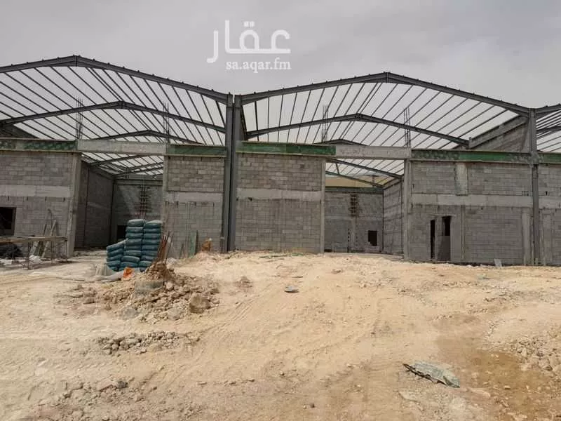 مستودع 1350 م² في المناخ 6