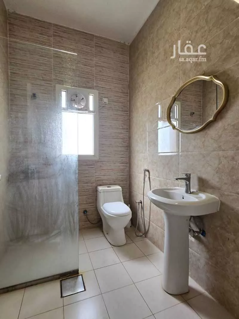 عمارة 875 م² في الروضة 8