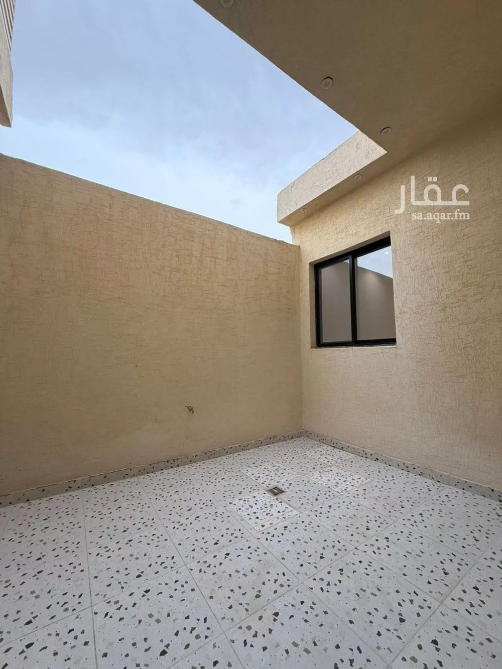 فيلا 6 غرف في المهدية 7