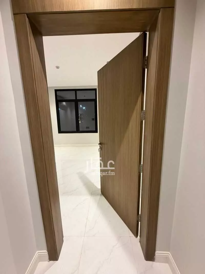 شقة 4 غرف في التعاون 8