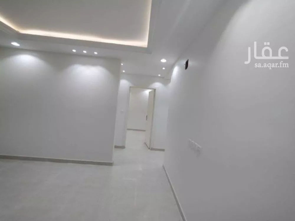 6 bedroom villa in Al Rimal 4