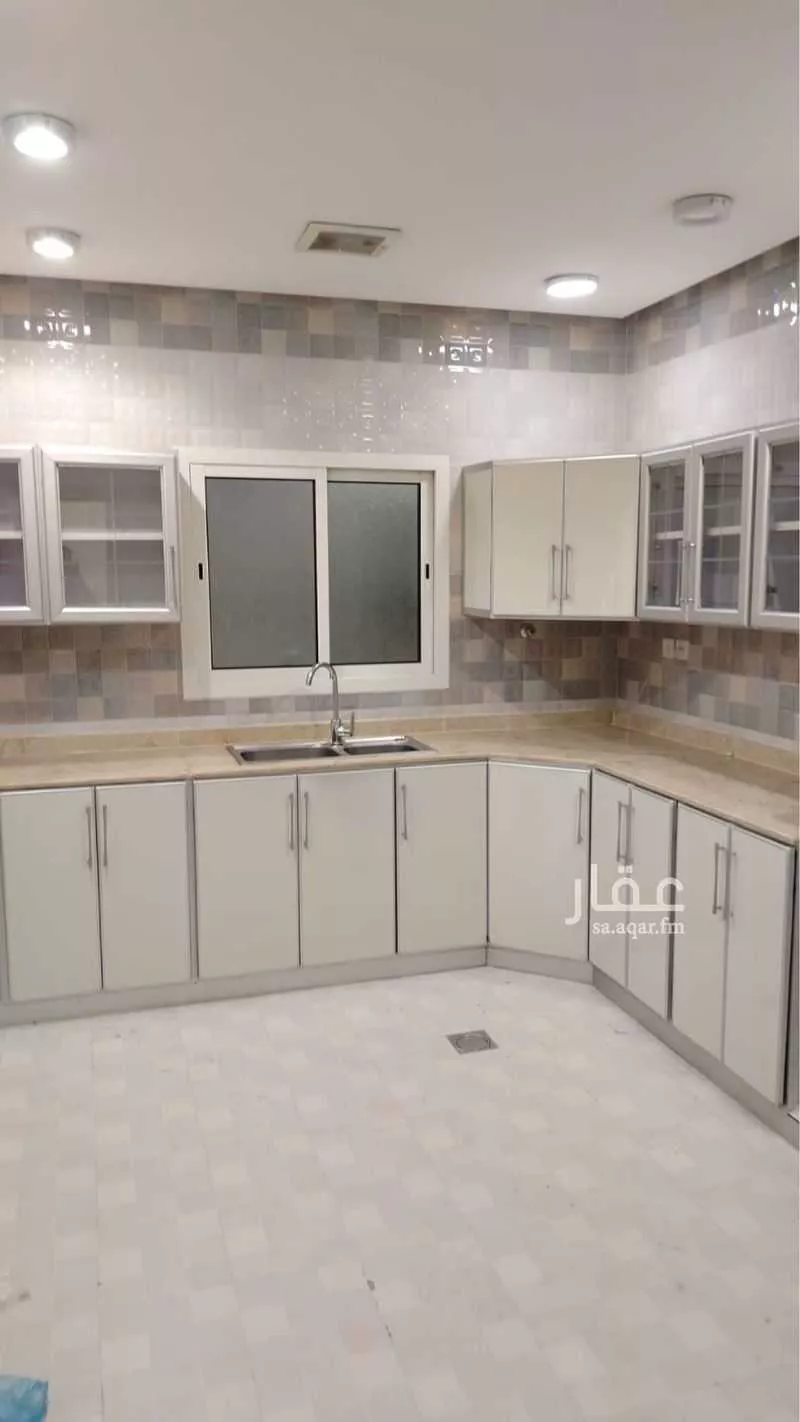 دور 4 غرف في النرجس 4