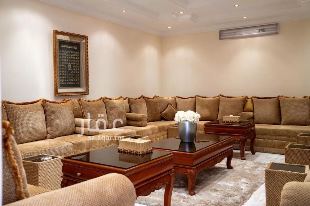 7 bedroom villa in Al Uraija Al Wusta 4