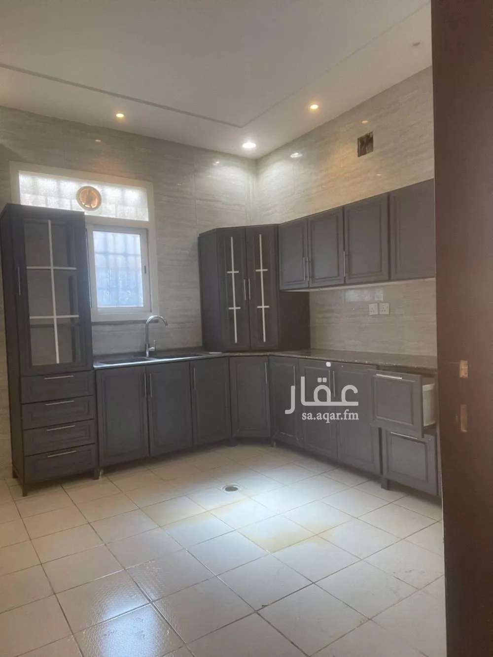 فيلا 5 غرف في طويق 11