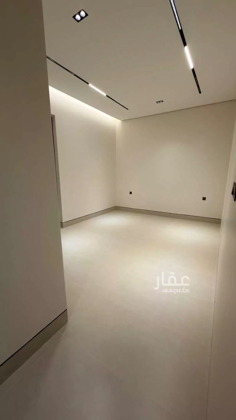 5 bedroom floor in Al Rawabi 7