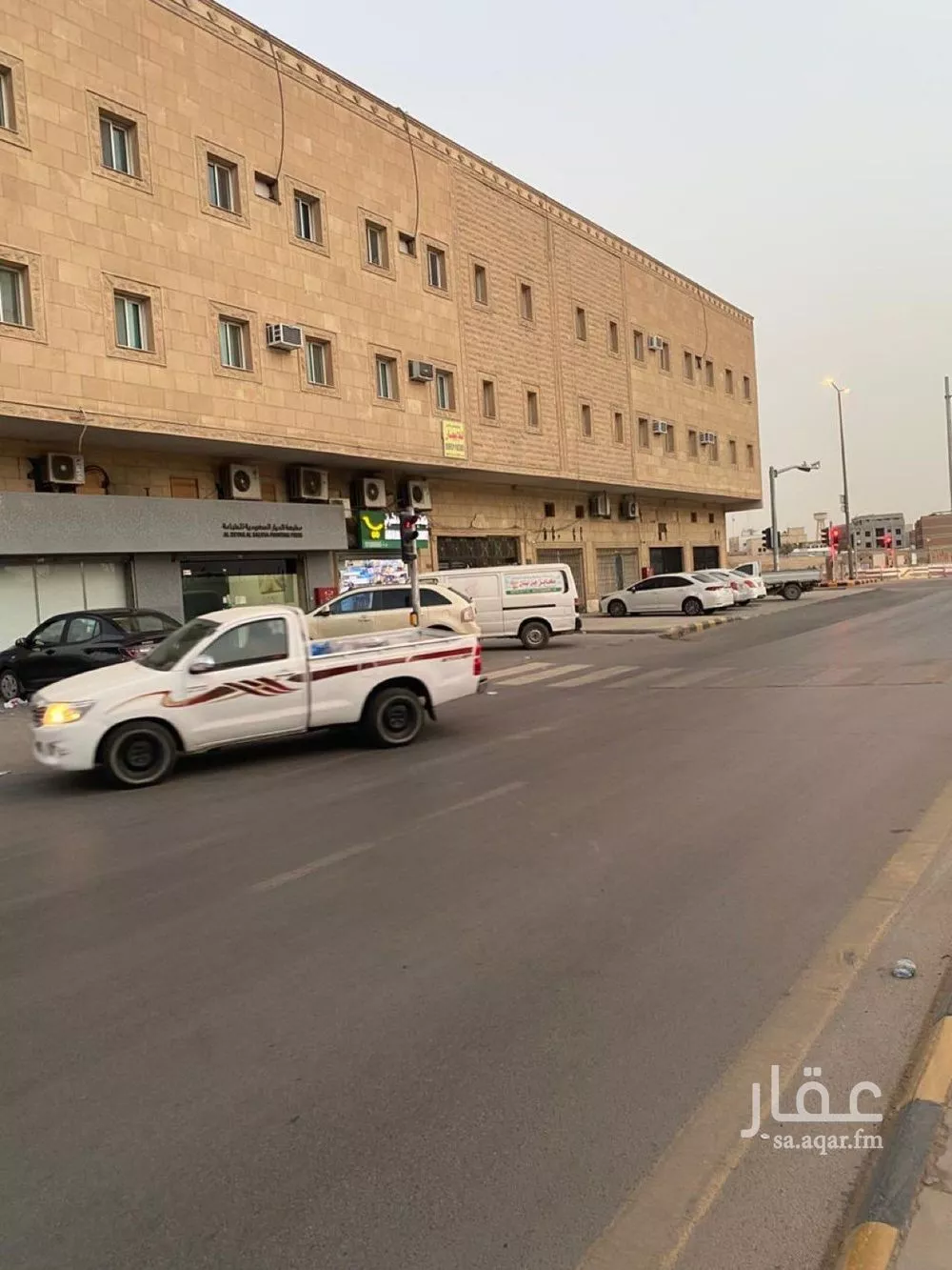 مكتب 80 م² في الملز 2