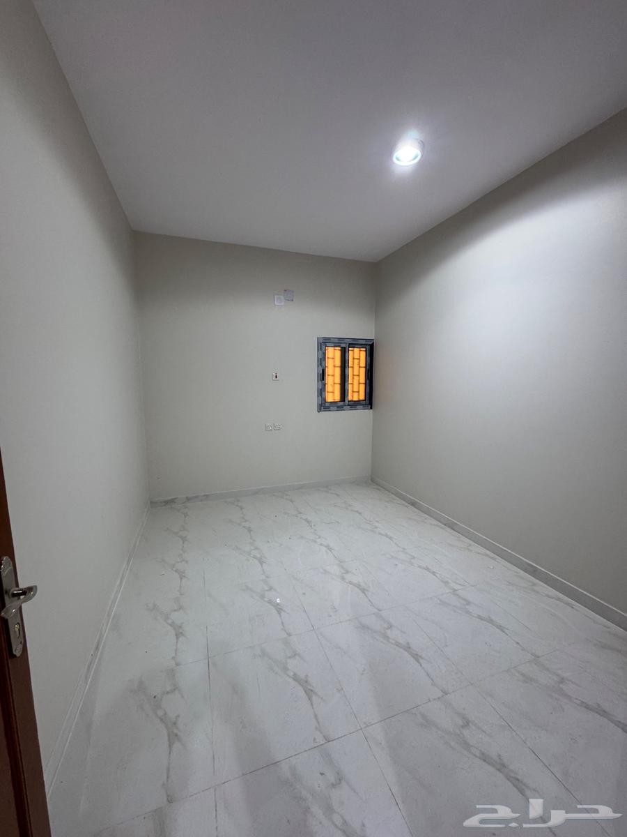 5 bedroom apartment in Jarir 11