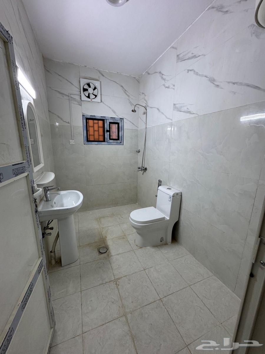 5 bedroom apartment in Jarir 7