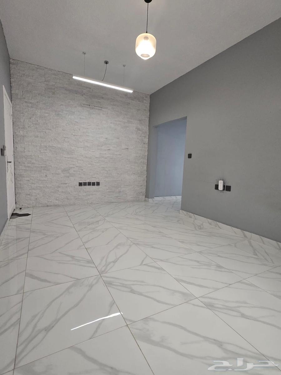 شقة 2 غرف في الروضة 3