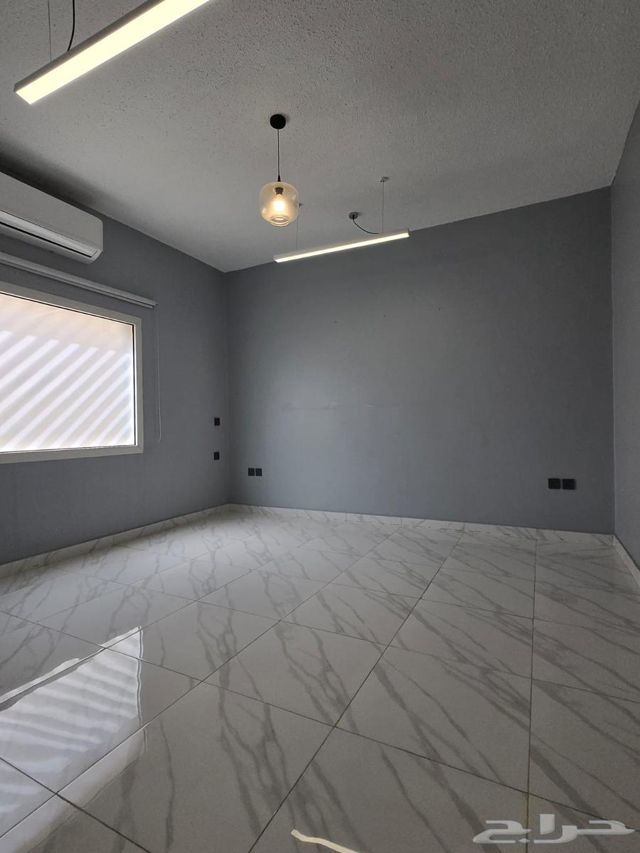 شقة 2 غرف في الروضة 4