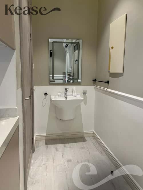 شقة  في الورود 9