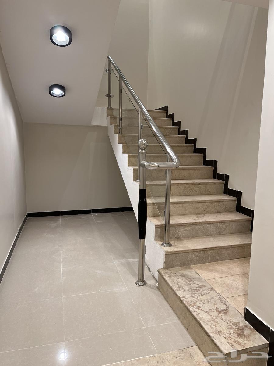 فيلا 5 غرف في ظهرة لبن 7