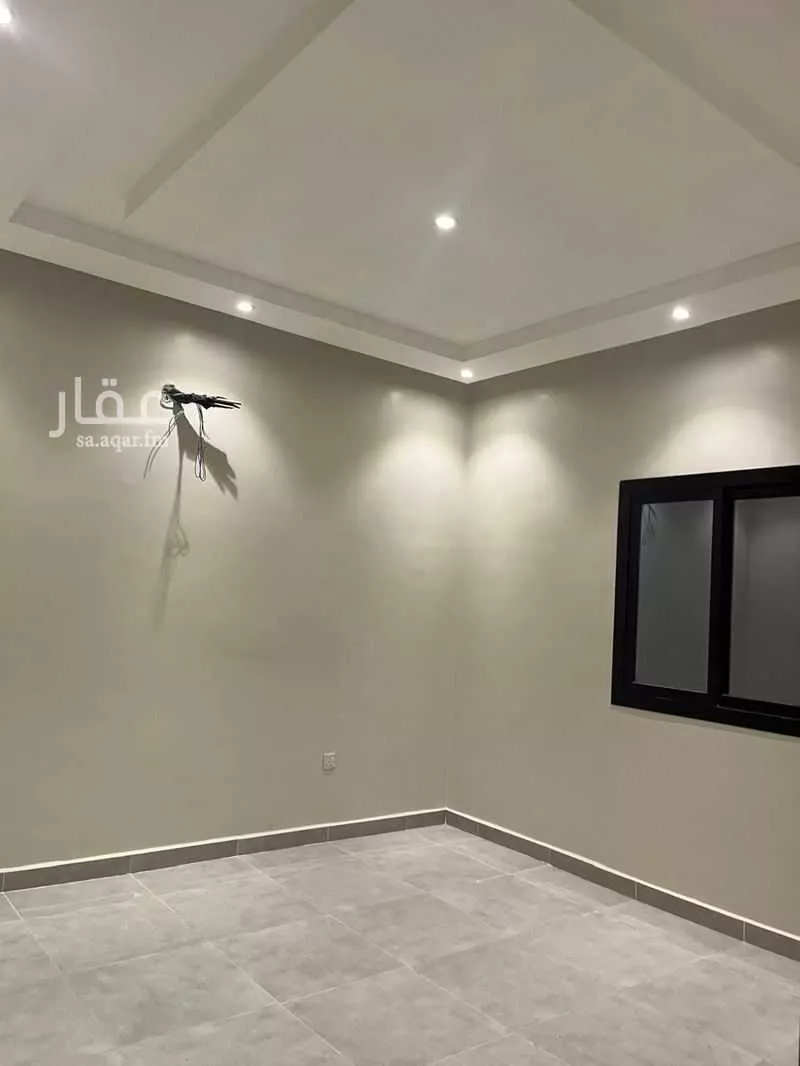 شقة 4 غرف في الواحة 8