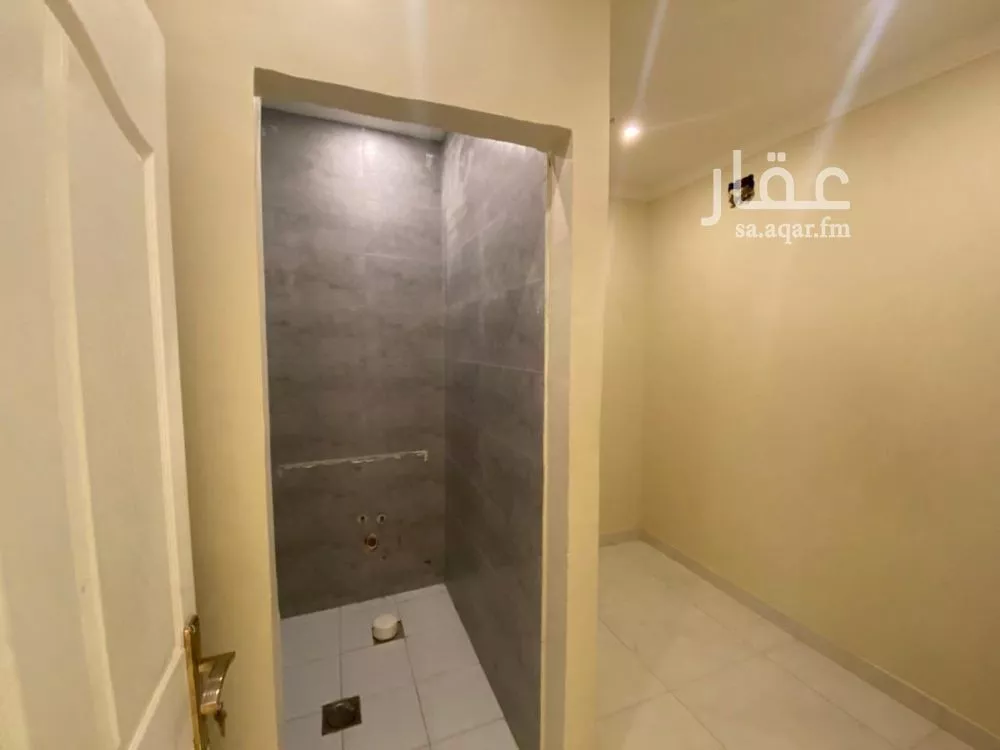 شقة 6 غرف في الشعلة 17