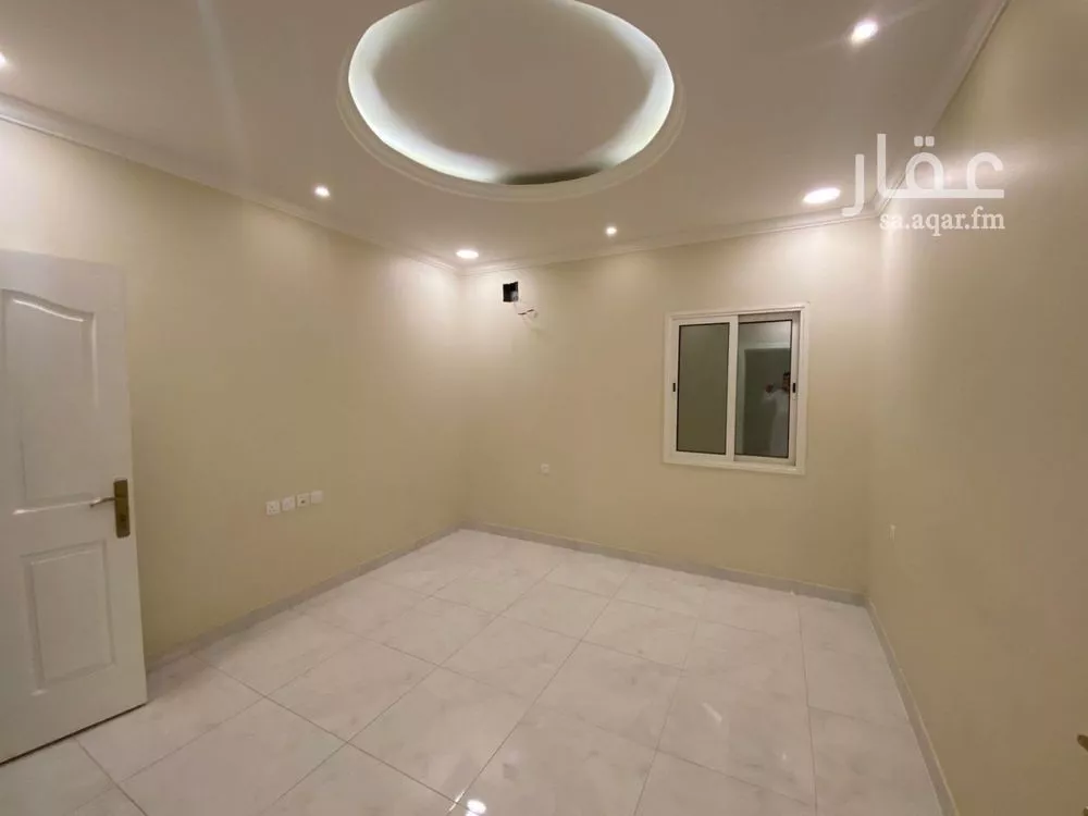 شقة 6 غرف في الشعلة 10