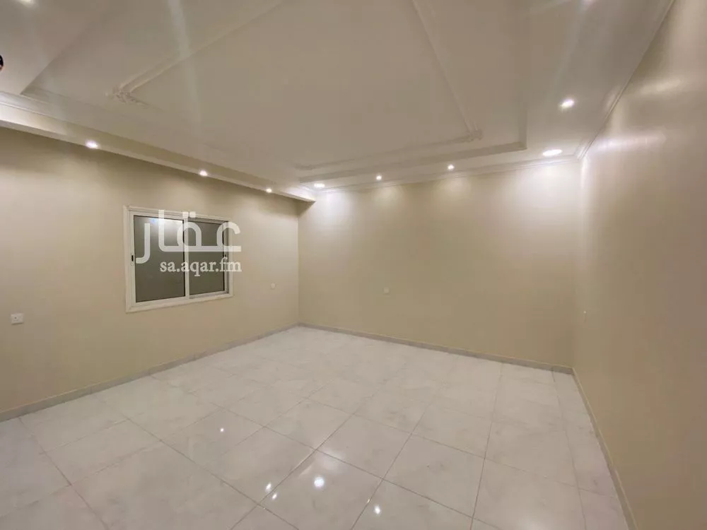 6 bedroom apartment in Ash Shulah 9