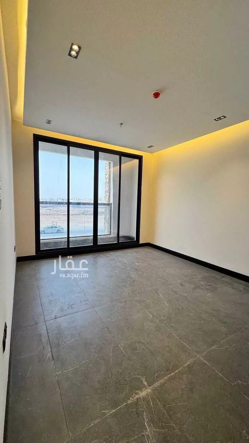 3 bedroom apartment in Al Rimal 6