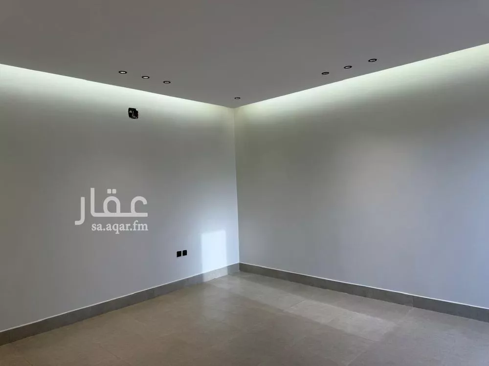 فيلا 6 غرف في المهدية 15