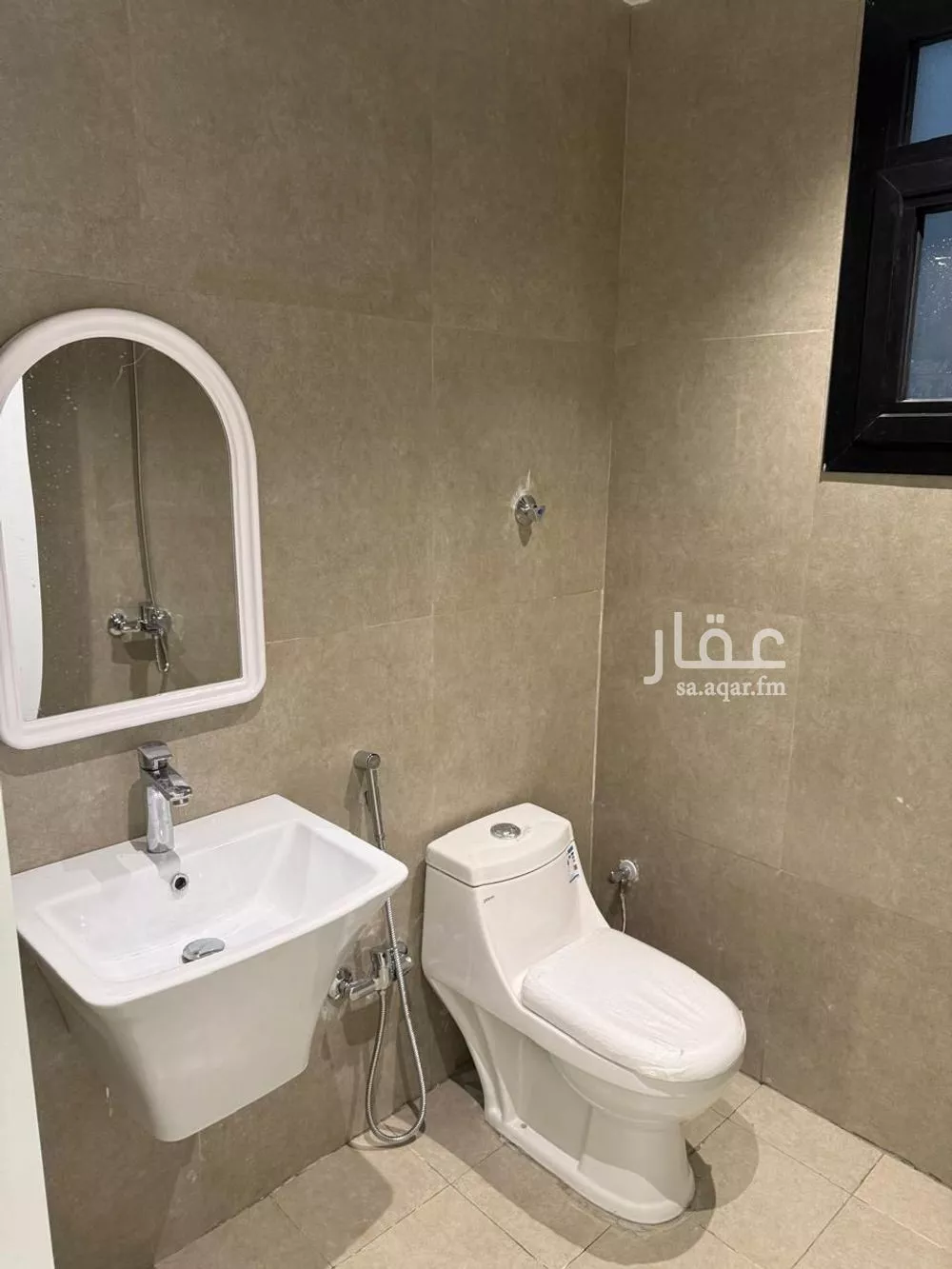 فيلا 6 غرف في المهدية 10