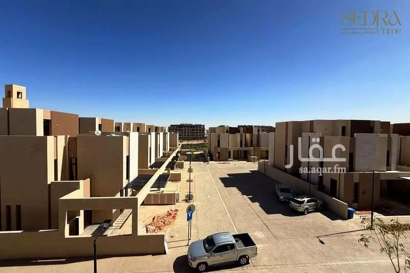 4 bedroom villa in Riyadh 12