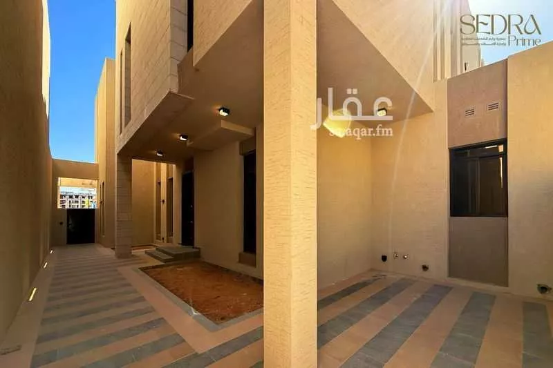 4 bedroom villa in Riyadh 3