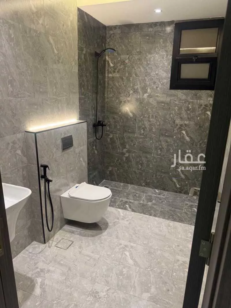 شقة 3 غرف في الملقا 11
