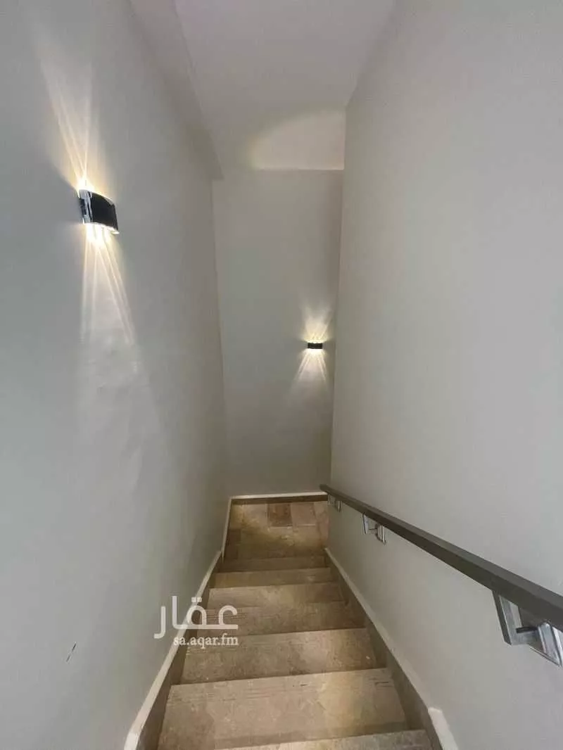 فيلا 6 غرف في الجنادرية 25