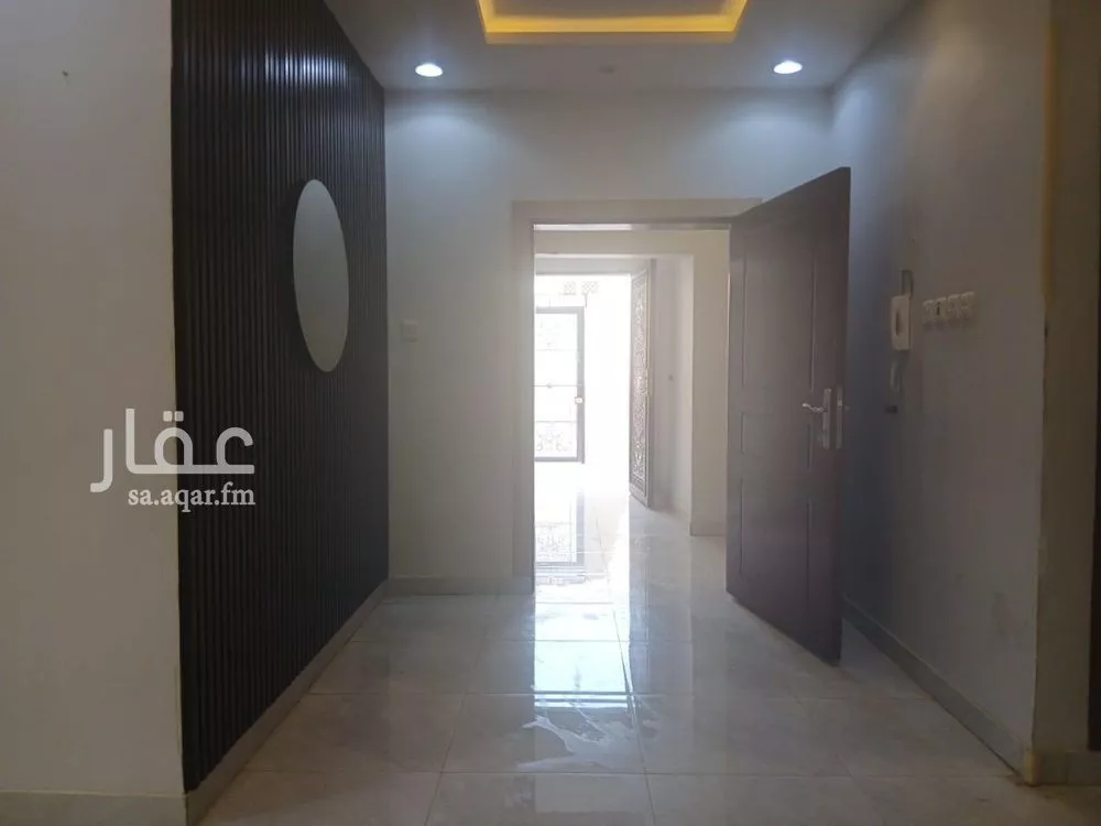 فيلا 8 غرف في الروضة 4