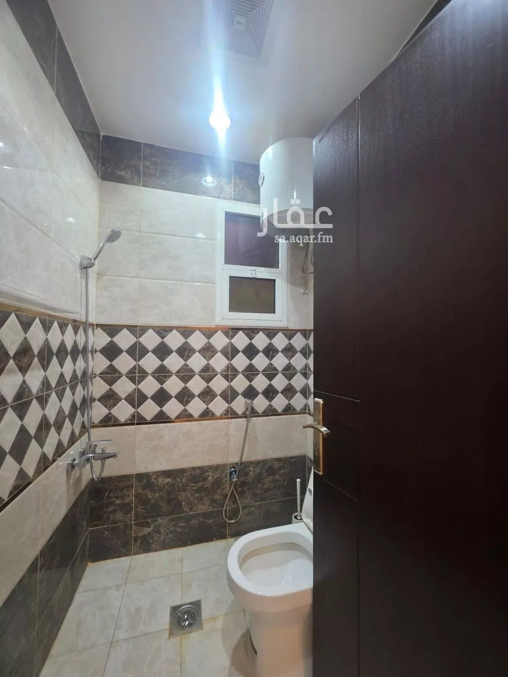 فيلا 3 غرف في النرجس 4