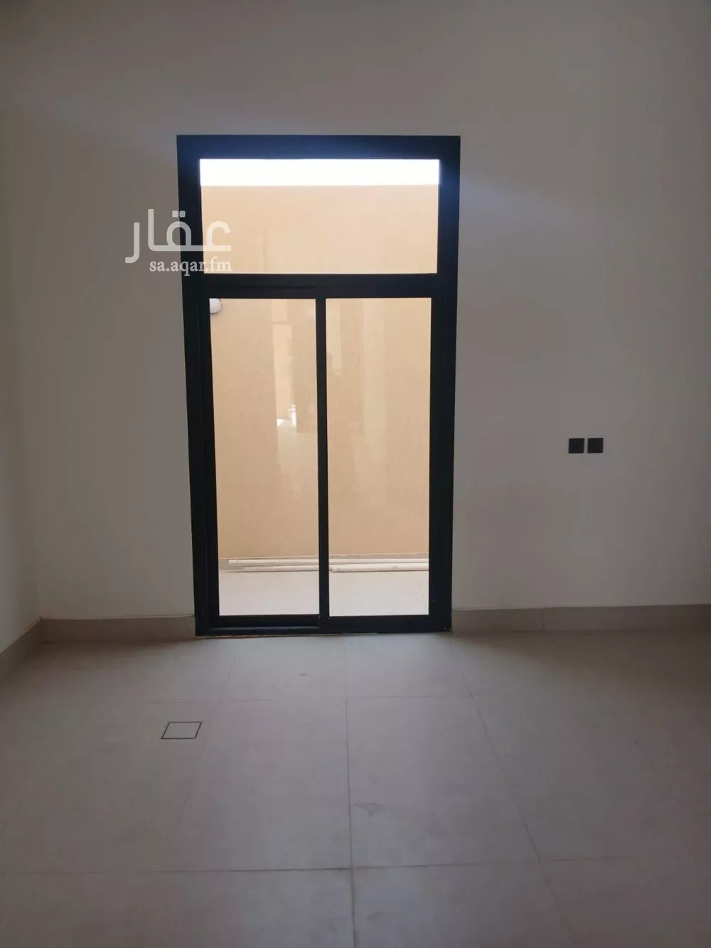 فيلا 4 غرف في النرجس 5