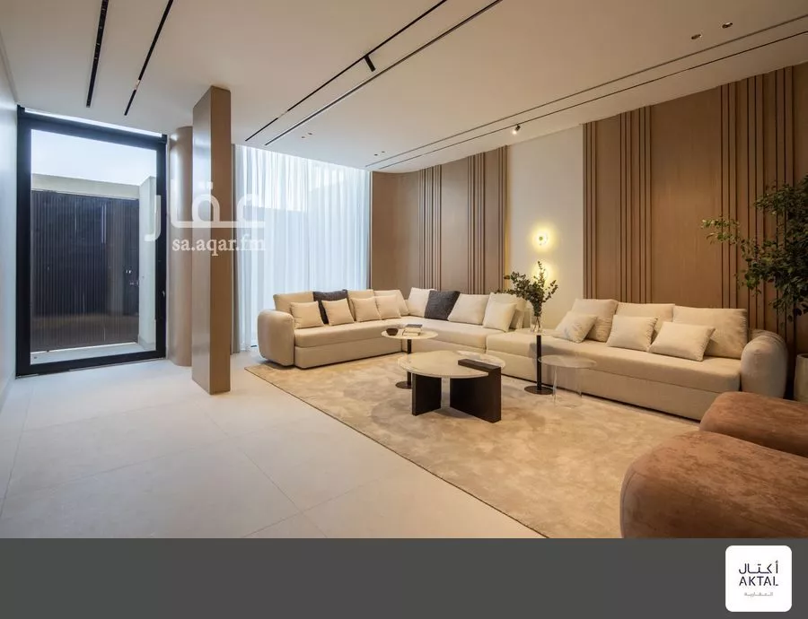 4 bedroom villa in Ar Rafiah 4