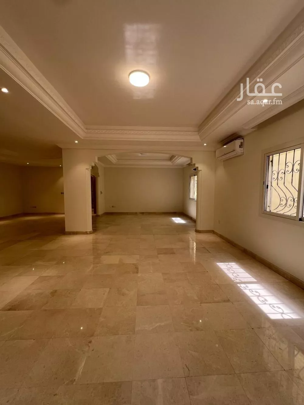 فيلا 7 غرف في البساتين 8