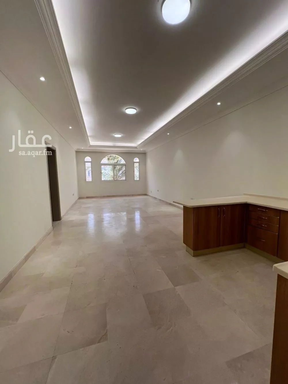 فيلا 7 غرف في البساتين 12