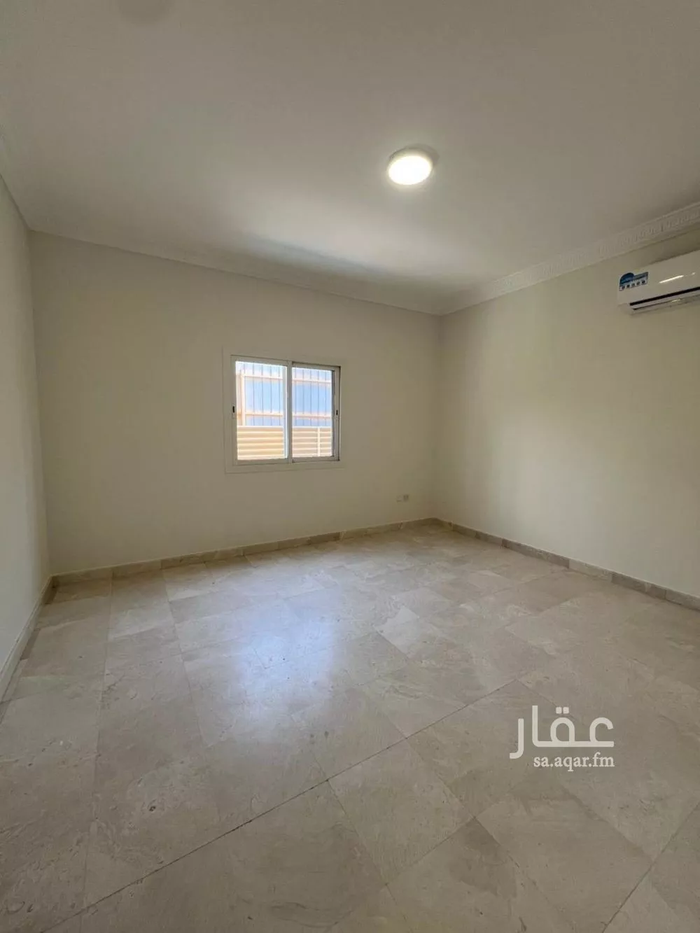 فيلا 7 غرف في البساتين 5