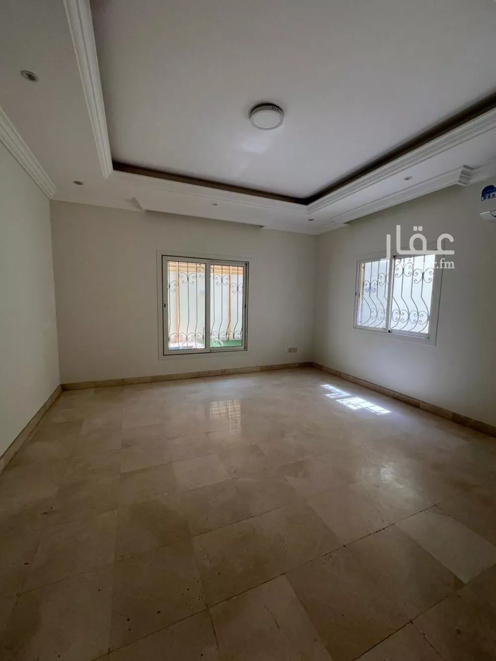 فيلا 7 غرف في البساتين 8