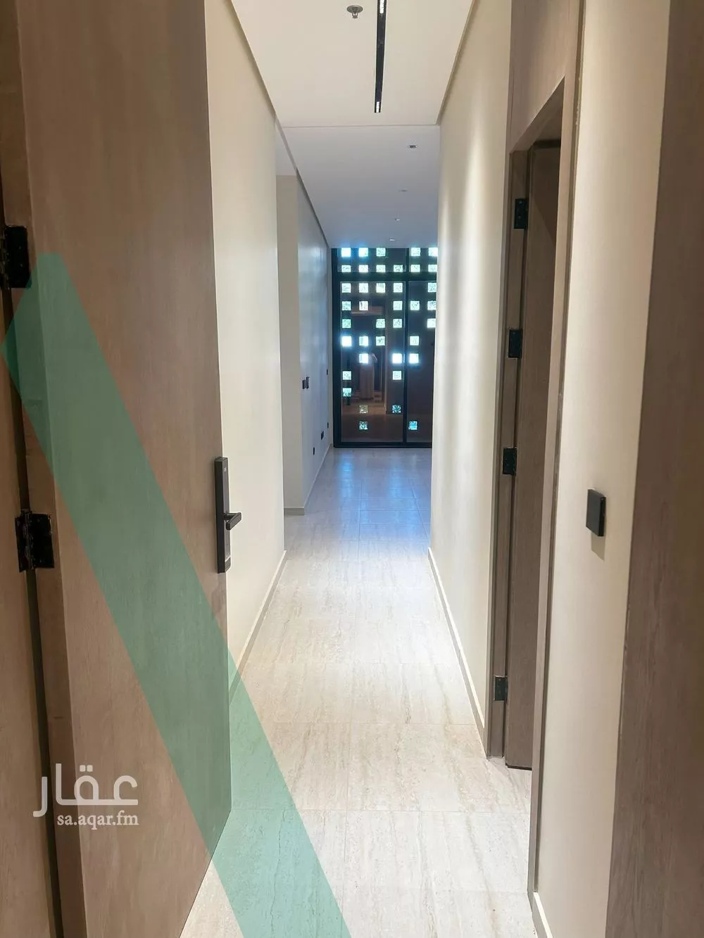 شقة 3 غرف في النزهة 8