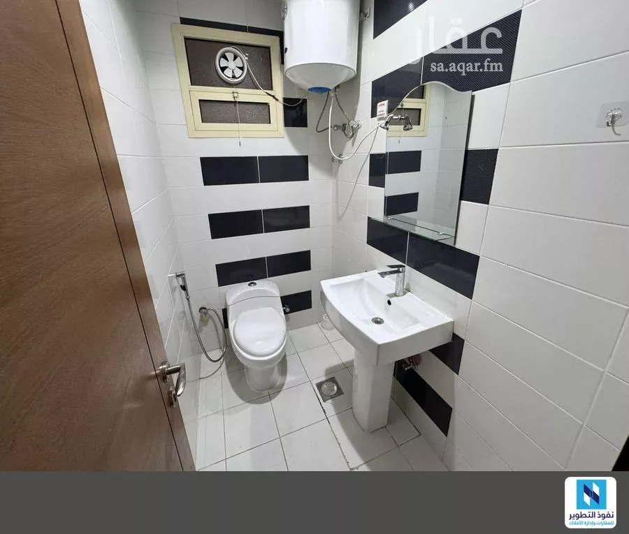 شقة 2 غرف في المربع 8